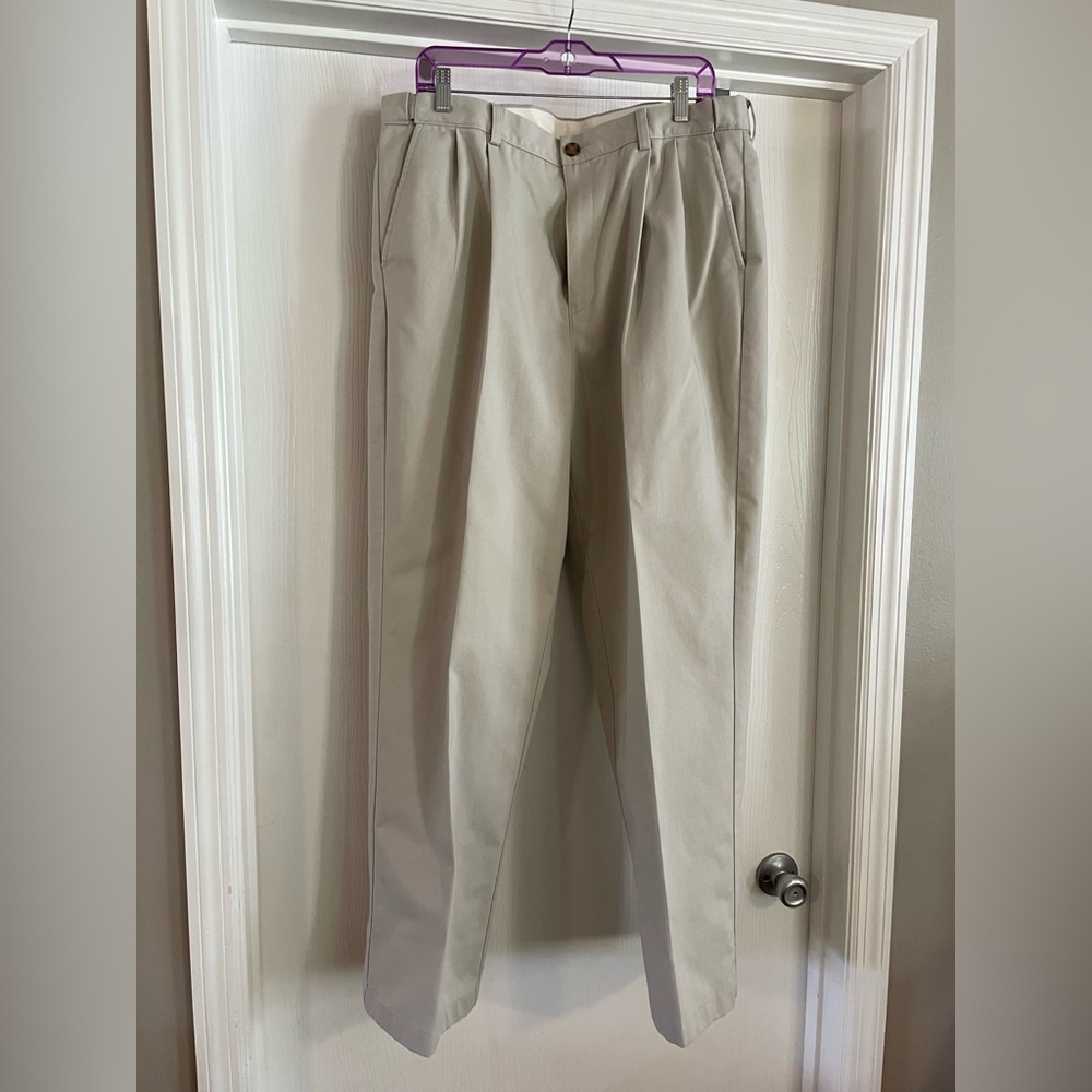 L.L. Bean Men's WRINKLE FREE Khaki Chinos